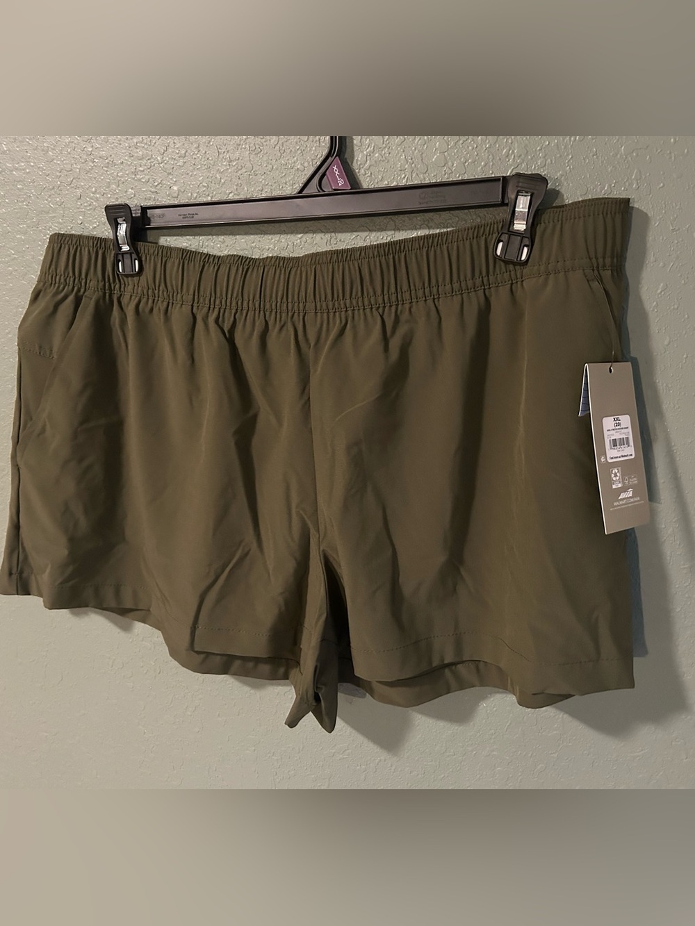 Avia olive green fitness shorts size XXL #activewear #athletic